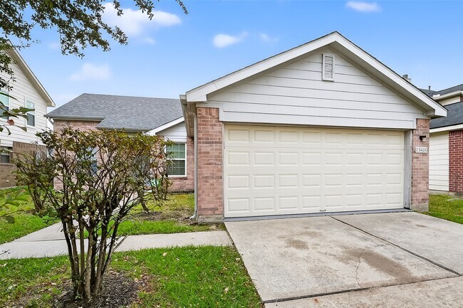 Building Photo - 13410 Blue Swallow Dr