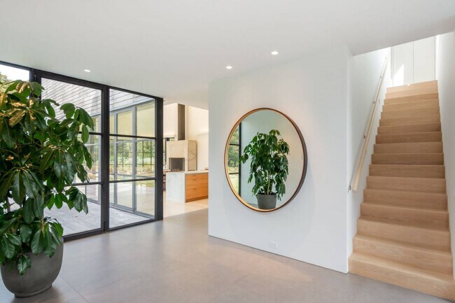 Foto del edificio - 232 Mitchell Ln