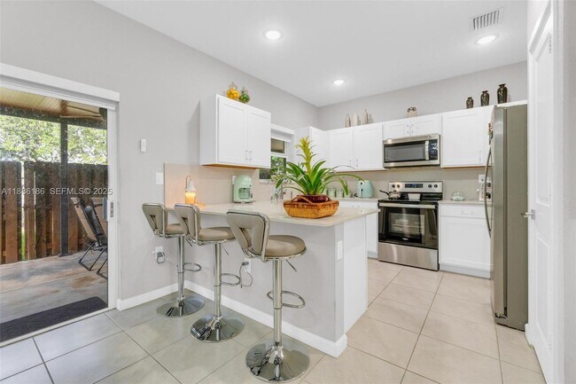 Foto del edificio - 424 NE 4th Ave