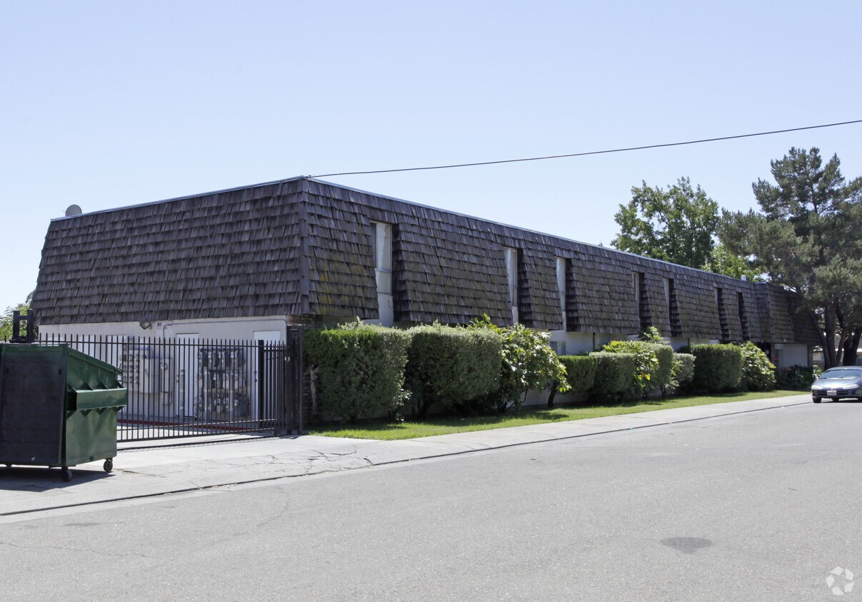 Foto del edificio - 110 E Grove St
