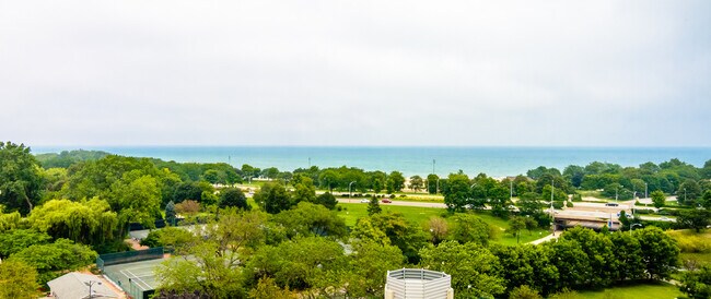Building Photo - 5100 N Marine Dr
