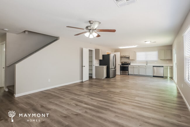 Building Photo - 2327 E 35th Ave