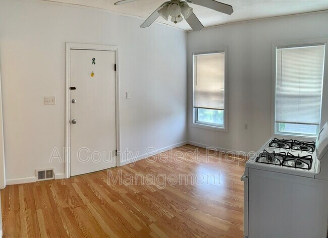 Foto del edificio - 103 Ashland St