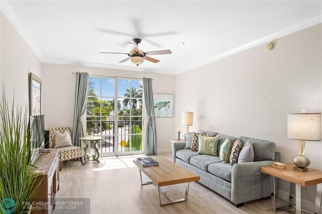 Building Photo - 580 S Sapodilla Ave