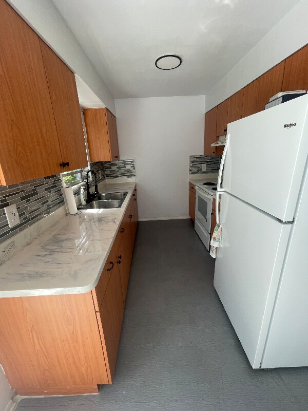 Foto del edificio - 903 Everett St