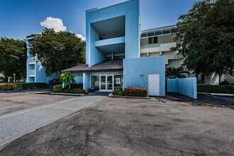 Building Photo - 5151 Isla Key Blvd S