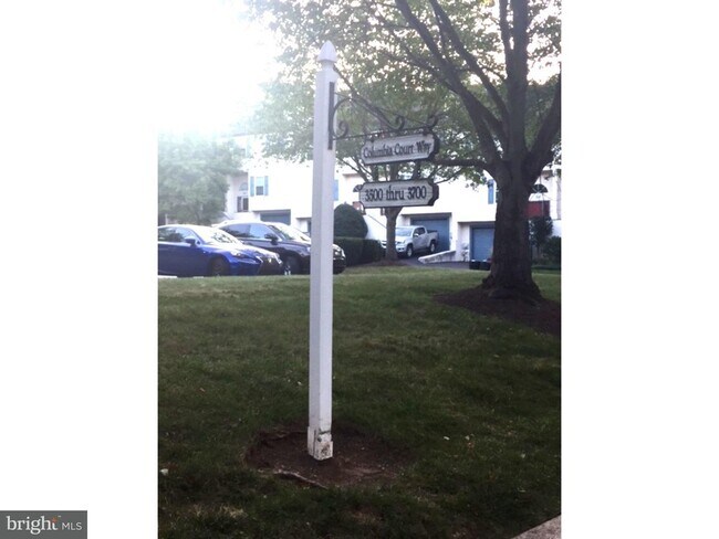 Foto del edificio - 3605 Columbia Ct Way
