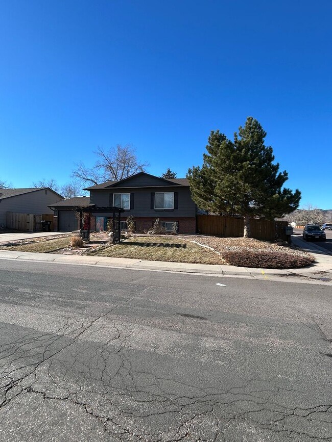 Foto del edificio - Stunning 4 BR/2 BA Morrison Home!!