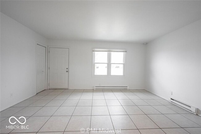 Foto del edificio - 4881 300W