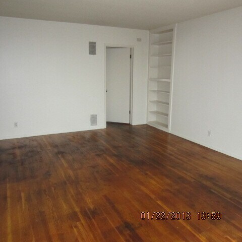 Building Photo - 2314 S Corning St