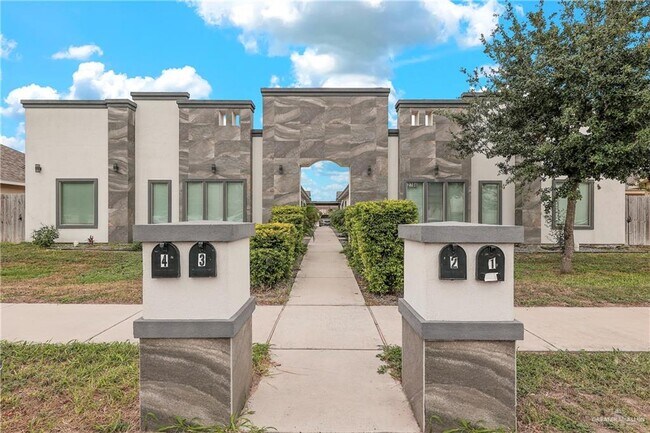 Foto del edificio - 2706 Larkspur Ave