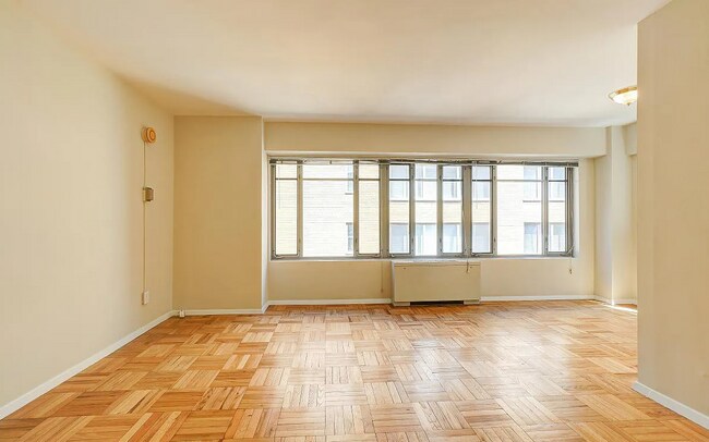 Building Photo - 1711 Massachusetts Ave NW