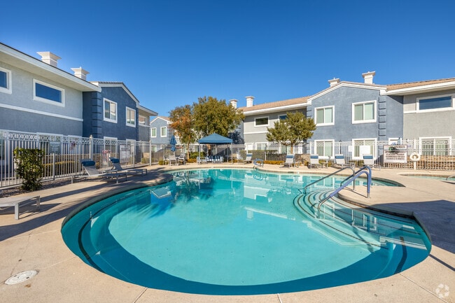 Pool - Camino al Norte Townhomes
