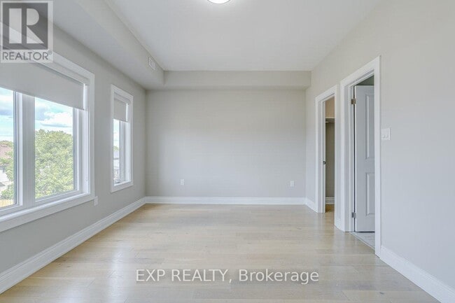 Building Photo - 163-163 Port Robinson Rd
