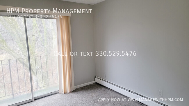 Foto del edificio - 725 E Waterloo Rd