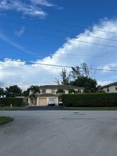 Building Photo - 4460 Crystal Lake Dr