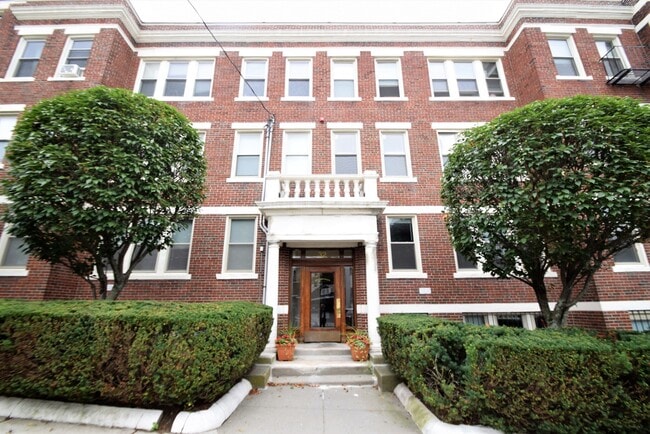 Building Photo - 32 Ransom Rd