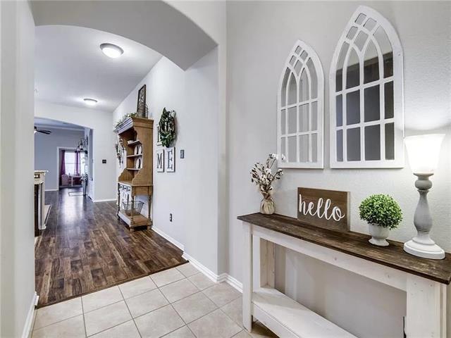 Building Photo - 2624 Cascade Cove Dr