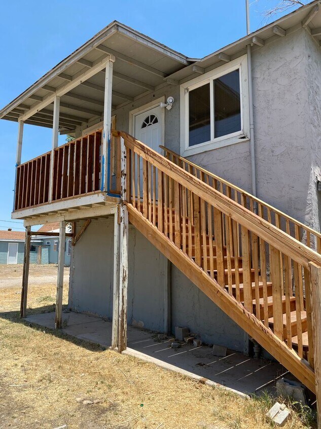 1104 N Missouri Ave, Roswell, NM 88201 House for Rent in Roswell, NM