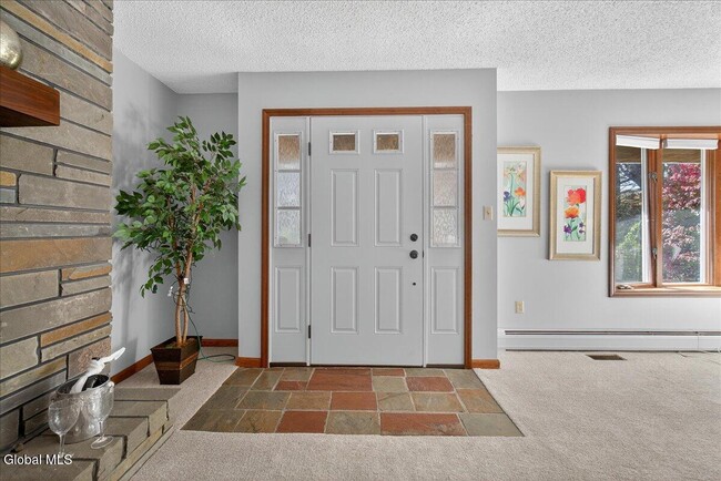 Building Photo - 321 Middletown Rd