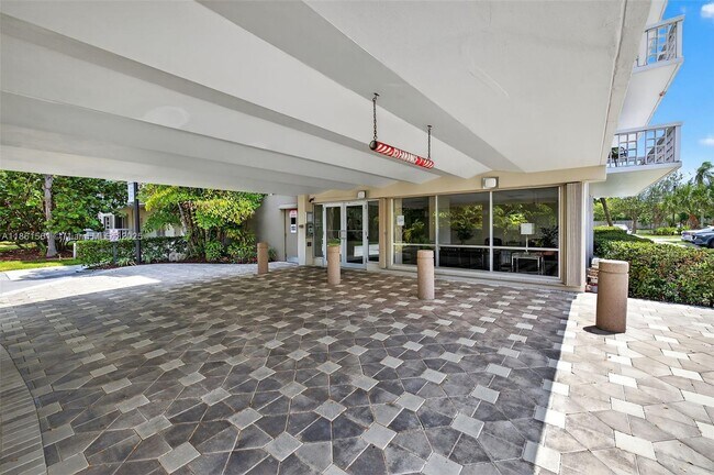 Foto del edificio - 1831 NE 38th St