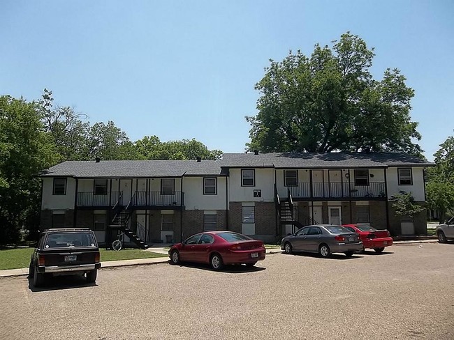 Building Photo - 110 S Avenue M
