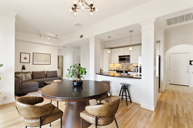 Foto del edificio - 3333 Allen Pkwy