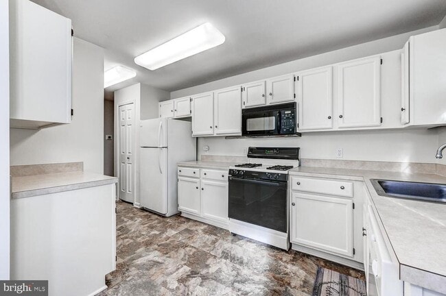 Foto del edificio - 1301 Sheridan Pl