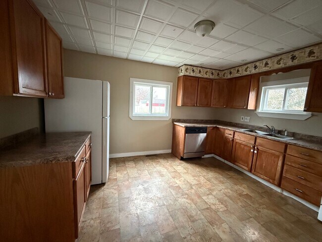 Foto del edificio - 3 bedroom Home