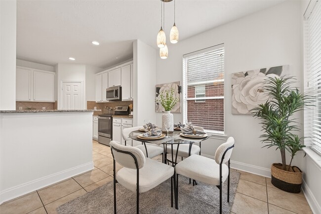 Building Photo - 19842 Shallow Shaft Ln