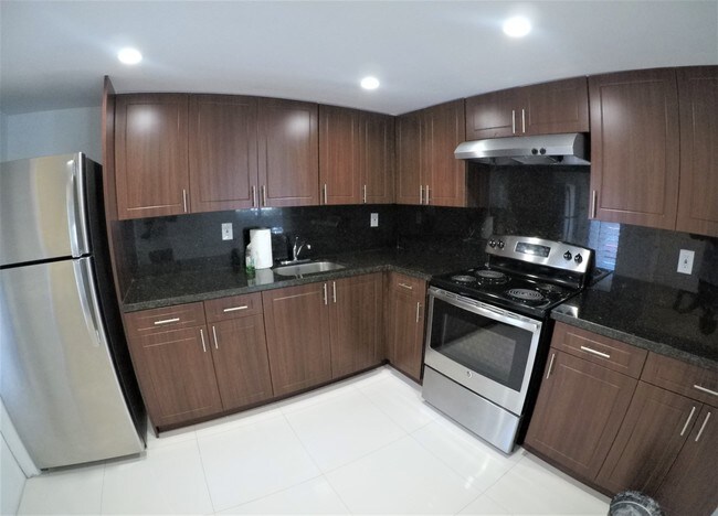 Totally renovated kitchen - 9390 E Bay Harbor Dr
