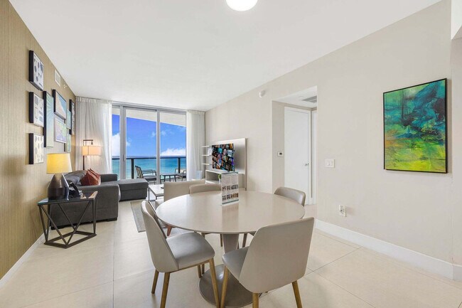 Building Photo - 4111 S Ocean Dr