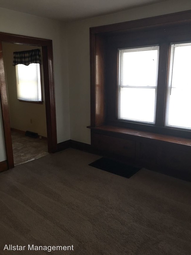 Building Photo - 510 Hammel St