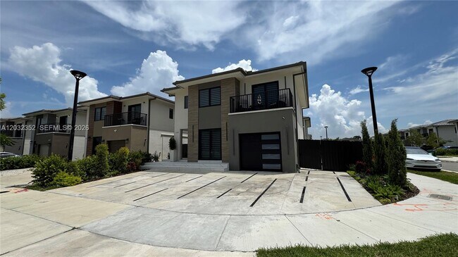 Foto del edificio - 1183 NW 2nd Ter