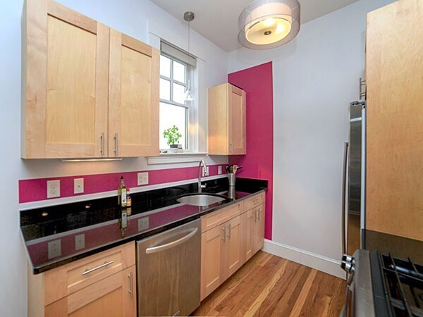 Foto del edificio - 82 Webster Ave