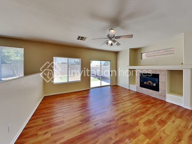 Building Photo - 8844 Colorful Pines Ave