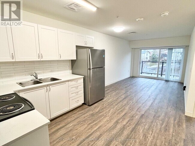 Photo du bâtiment - 135 Station St