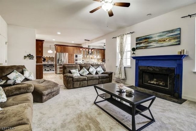 Building Photo - 307 Cedar Grove Ln