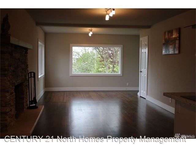 Foto del edificio - 5124 Woodlawn Ave
