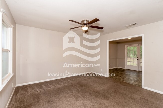 Building Photo - 265 Christopher Cir