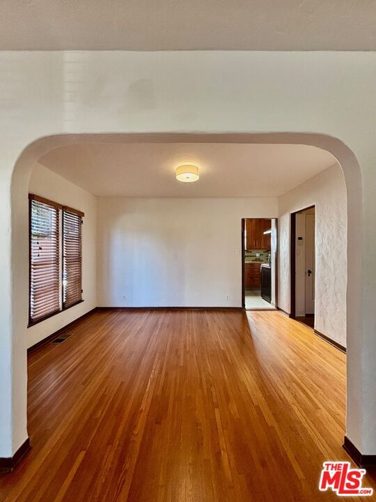 Foto del edificio - 2439 W Silver Lake Dr