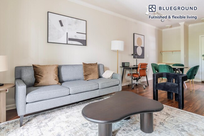 Foto del edificio - 700 Agnew Rd