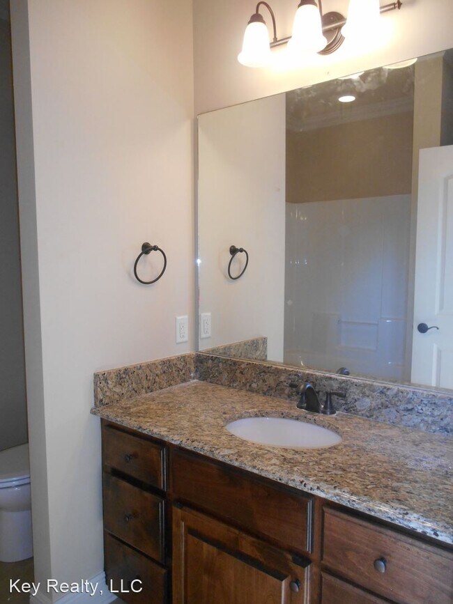 Foto del edificio - 3 br, 2 bath House - 5227 Rue De Chateau