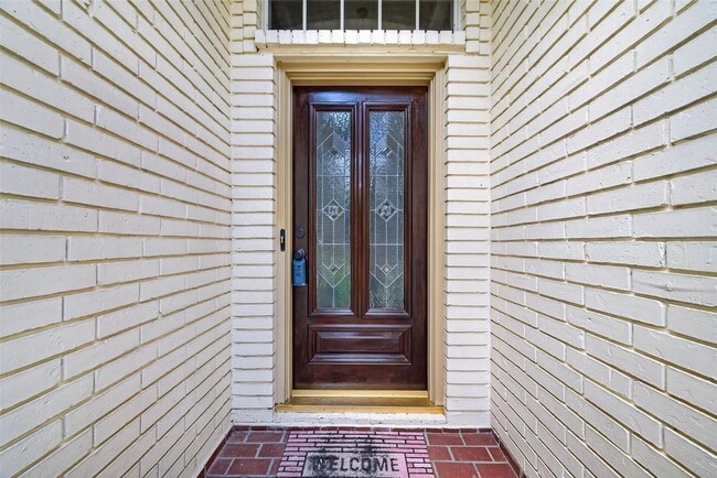 Foto del edificio - 14303 Reissen Ln