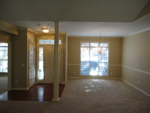 Building Photo - 653 Nova Avenue