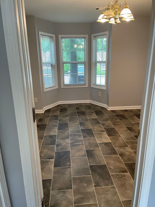 Foto del edificio - Updated Townhome