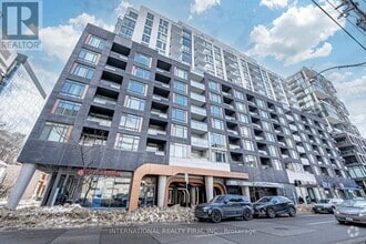 Building Photo - 525-525 Adelaide St W
