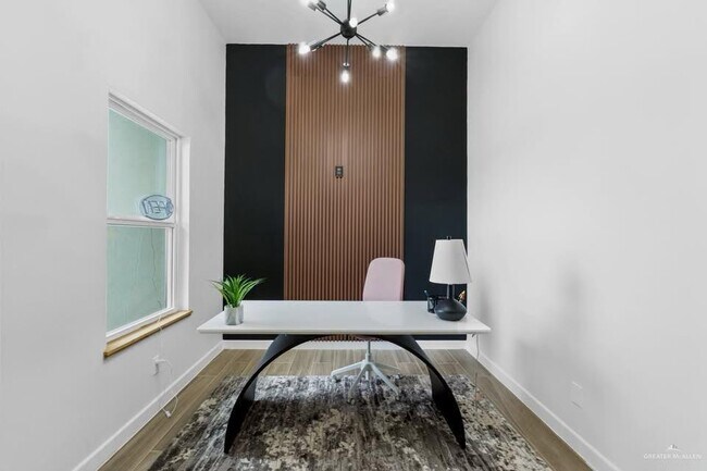 Foto del edificio - 12 Arboledas Dr