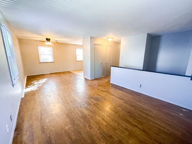 Foto del edificio - 8415 E 34th St