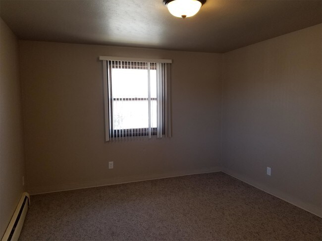 Building Photo - 509 Spinnaker Ln